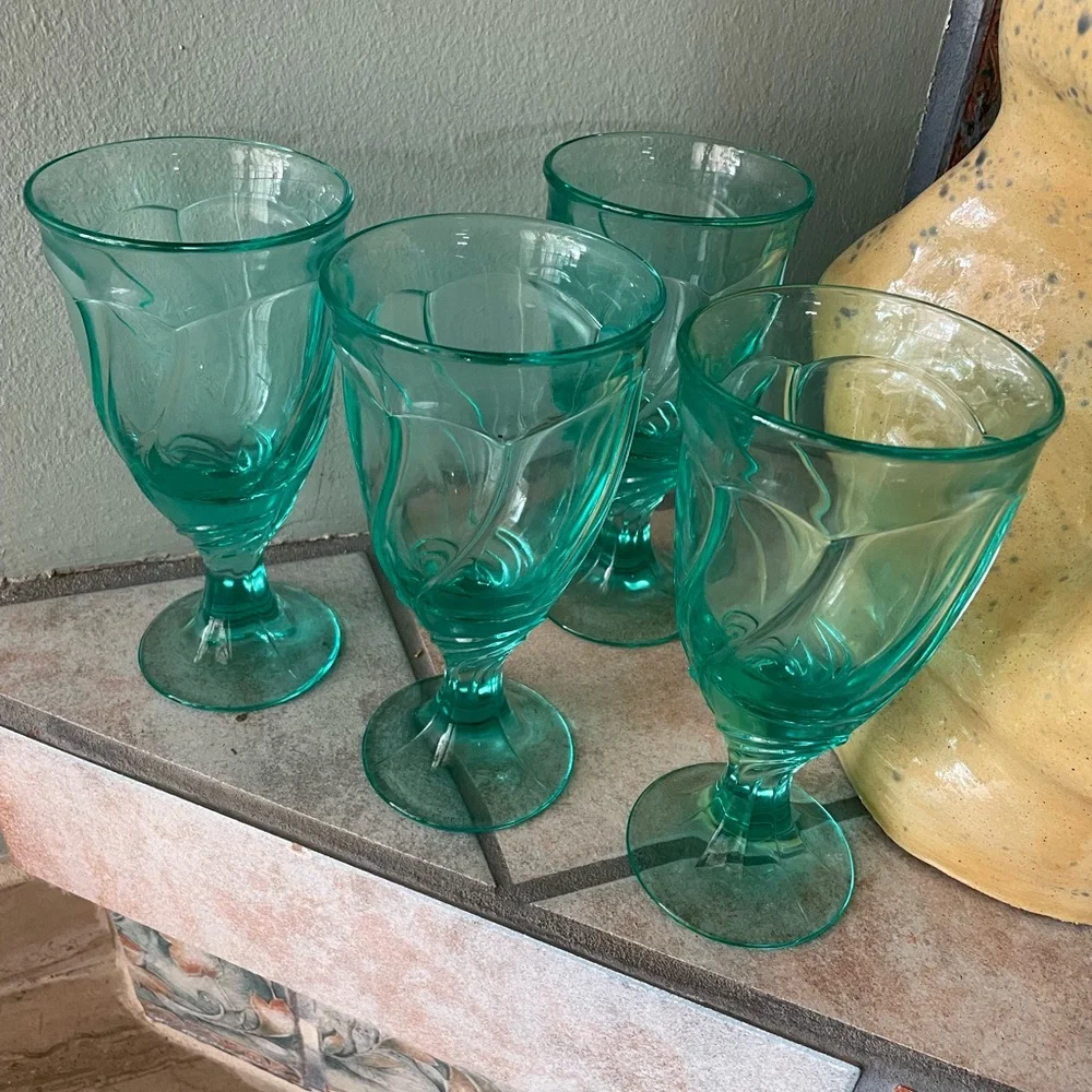 Noritake | Vintage 90s Aquamarine Swirl Ice Cream Chalice Glasses